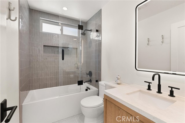 Detail Gallery Image 12 of 19 For 617 1/2 Acacia Ave, Corona Del Mar,  CA 92625 - 2 Beds | 2 Baths