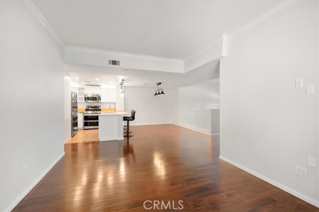 Detail Gallery Image 9 of 28 For 954 Tarragon Ln, San Luis Obispo,  CA 93401 - 2 Beds | 2 Baths