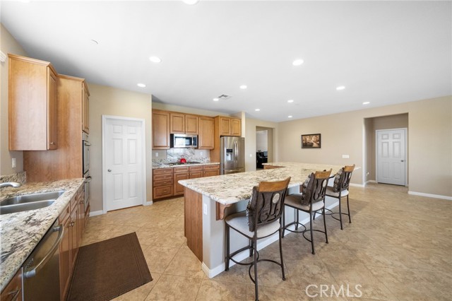 Detail Gallery Image 15 of 74 For 35638 Desert Rose Way, Lake Elsinore,  CA 92532 - 3 Beds | 2 Baths