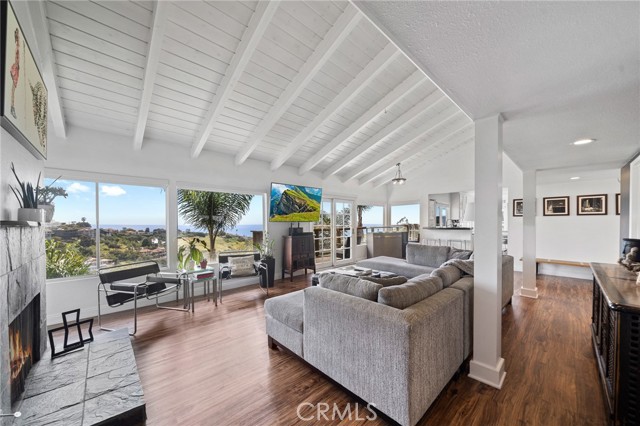 Detail Gallery Image 8 of 70 For 1665 Tahiti Ave, Laguna Beach,  CA 92651 - 3 Beds | 2 Baths