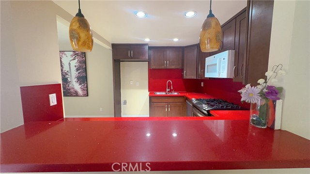 348 S Prospectors Road, Diamond Bar CA: https://media.crmls.org/medias/b88e9aa6-fb4e-4527-9568-d33cc3883698.jpg