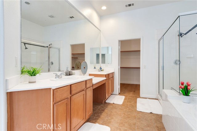 38932 Cherry Point Lane, Murrieta CA: https://media.crmls.org/medias/b88ea879-da71-414a-9dac-354bc23e60a5.jpg