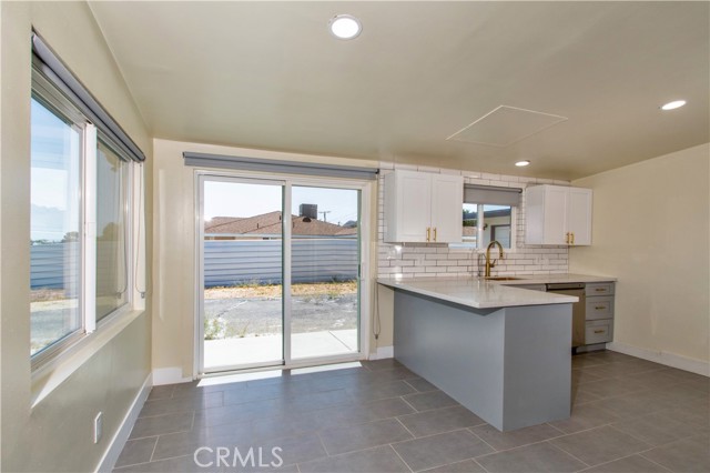 61495 La Jolla Drive, Joshua Tree CA: https://media.crmls.org/medias/b88f0c63-1fbb-4fcf-89c2-538823c735c6.jpg