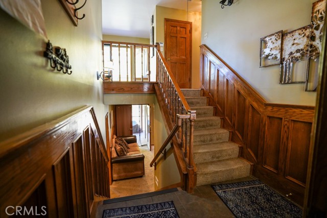 Detail Gallery Image 6 of 45 For 1054 Sandalwood Dr, Lake Arrowhead,  CA 92352 - 4 Beds | 4 Baths