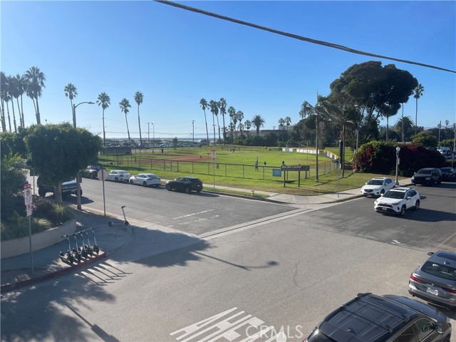 165 Culver, Playa Del Rey (los Angeles), California 90293, ,Commercial Lease,For Rent,165 Culver,CRSB23188983