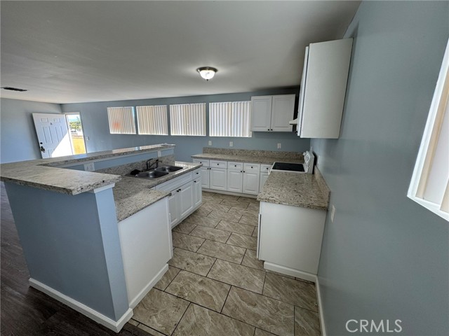 Detail Gallery Image 7 of 11 For 1185 W Grand, Corona,  CA 92882 - – Beds | – Baths