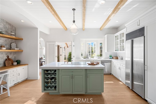 Detail Gallery Image 7 of 30 For 31402 Ocean View St, Laguna Beach,  CA 92651 - 3 Beds | 3/1 Baths