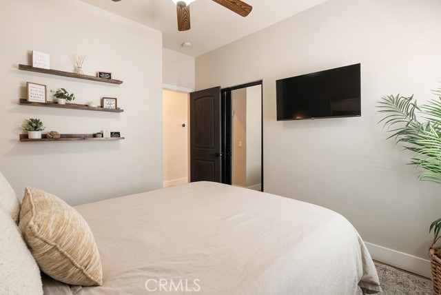 Detail Gallery Image 13 of 33 For 1498 Deer Way, Lake Arrowhead,  CA 92352 - 3 Beds | 2 Baths