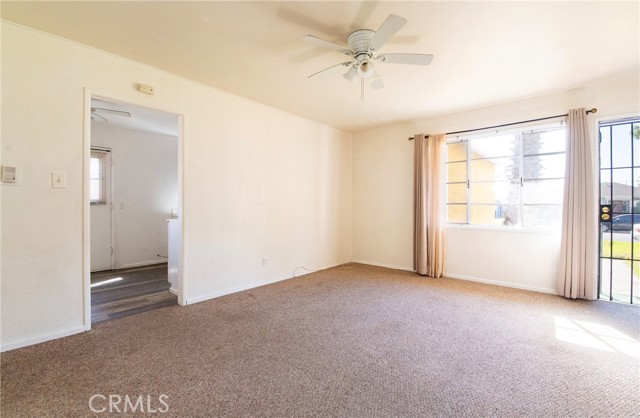 Detail Gallery Image 4 of 22 For 8725 Mccallum, Downey,  CA 90242 - 2 Beds | 1 Baths