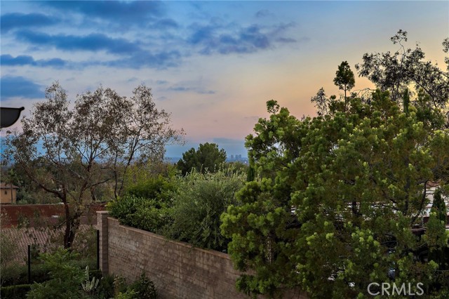 137 Sunset, Irvine CA: https://media.crmls.org/medias/b892980a-e07a-4670-a0e4-05070d3c3825.jpg