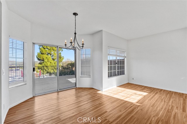 Detail Gallery Image 10 of 31 For 1091 Amberton Lane, Newbury Park,  CA 91320 - 3 Beds | 3 Baths