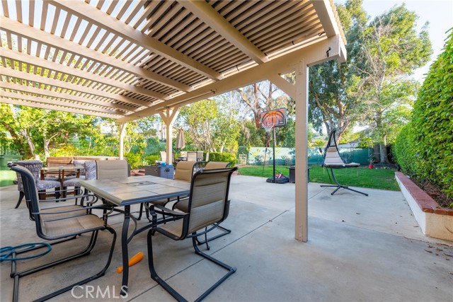 Detail Gallery Image 40 of 56 For 10 Valley Crest Rd, Simi Valley,  CA 93065 - 3 Beds | 2/1 Baths