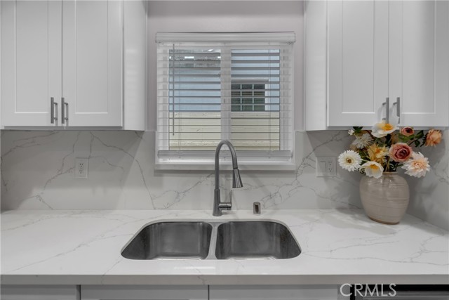 4032 Elsa Street, Lakewood CA: https://media.crmls.org/medias/b8947498-2fce-4bf7-8273-e1134c6d24e1.jpg