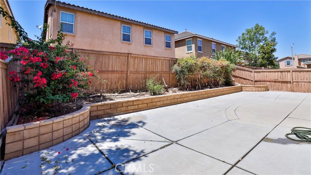 1765 Yvonne Court, Riverside CA: https://media.crmls.org/medias/b894dad3-bcf4-4267-9542-9839082e75fb.jpg