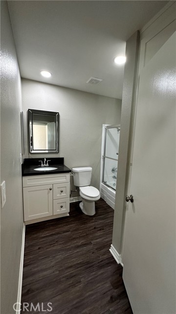 Detail Gallery Image 14 of 15 For 2312 Santa Ana Ave #C,  Costa Mesa,  CA 92627 - 2 Beds | 1/1 Baths