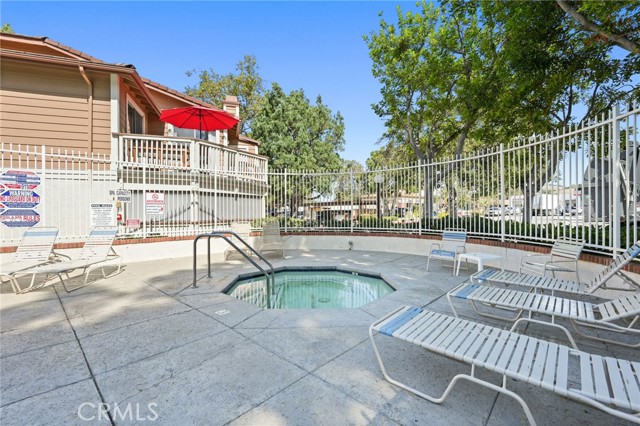Detail Gallery Image 44 of 45 For 2426 Pleasant Way #E,  Thousand Oaks,  CA 91362 - 2 Beds | 1 Baths