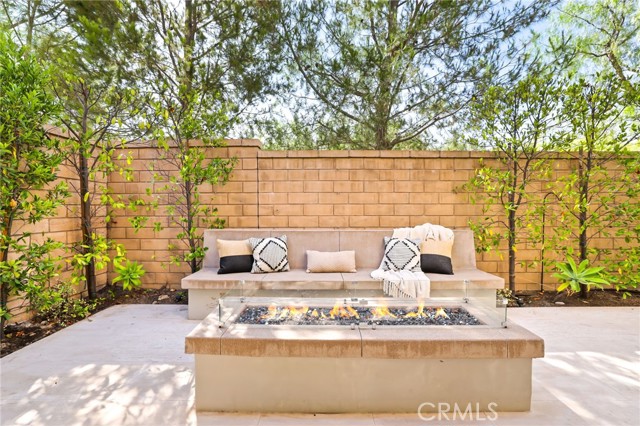 Detail Gallery Image 49 of 63 For 33 Castellana, Lake Forest,  CA 92630 - 4 Beds | 3 Baths