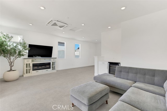 Detail Gallery Image 37 of 53 For 26712 Afton Ln, Valencia,  CA 91381 - 4 Beds | 3/1 Baths