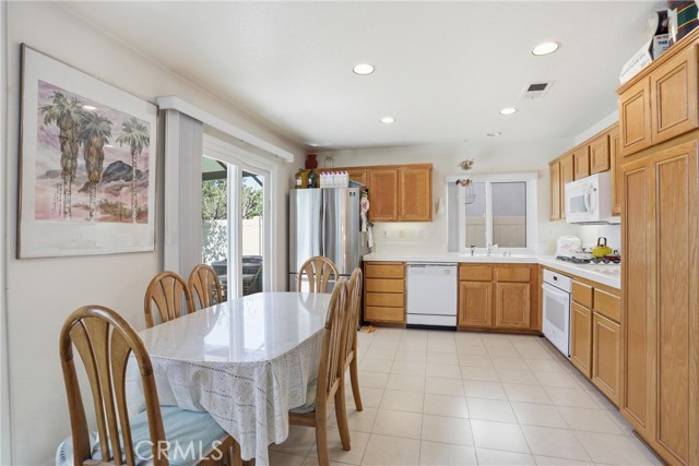 Detail Gallery Image 8 of 33 For 902 W Princess Palm, West Covina,  CA 91790 - 3 Beds | 3 Baths