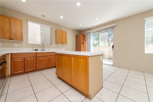 4502 Kathy Drive, La Palma CA: https://media.crmls.org/medias/b89780a2-902e-493e-919e-f186544a9815.jpg