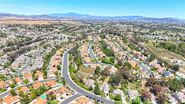 Detail Gallery Image 10 of 59 For 31465 Paseo Goleta, Temecula,  CA 92592 - 4 Beds | 3 Baths