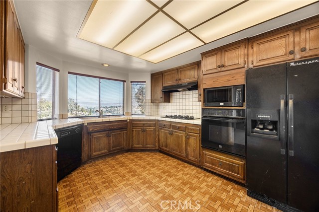 Detail Gallery Image 12 of 36 For 6631 E Princeton Ave, Anaheim Hills,  CA 92807 - 3 Beds | 2/1 Baths
