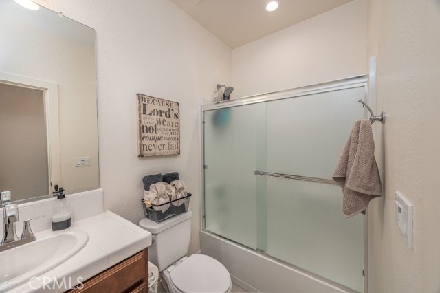 Detail Gallery Image 11 of 38 For 869 Grace Dr, Los Banos,  CA 93635 - 2 Beds | 2 Baths