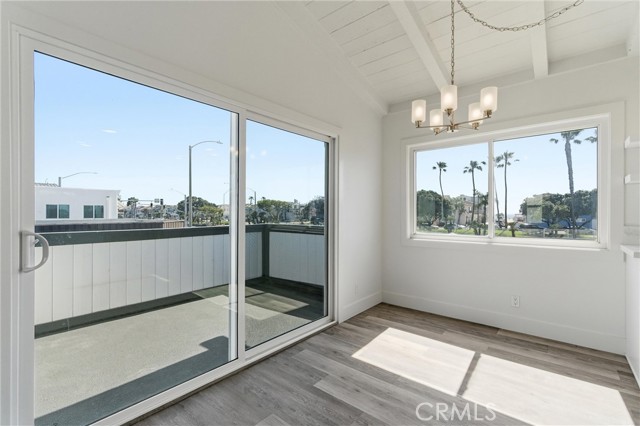 Detail Gallery Image 21 of 49 For 203 Cedar St a & B,  Newport Beach,  CA 92663 - 4 Beds | 3 Baths