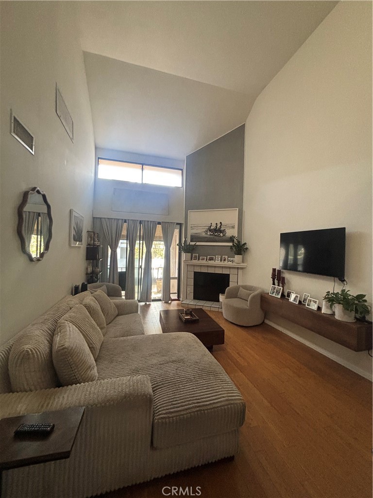 8707 Falmouth #318 Avenue #318