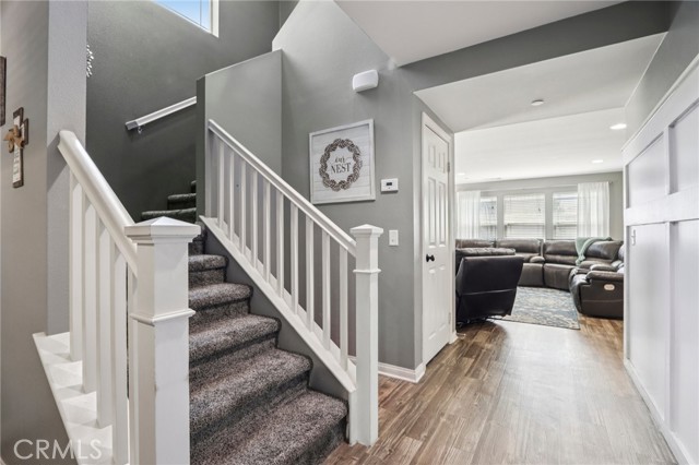 Detail Gallery Image 4 of 28 For 37522 Citron Pl, Palmdale,  CA 93551 - 4 Beds | 2/1 Baths