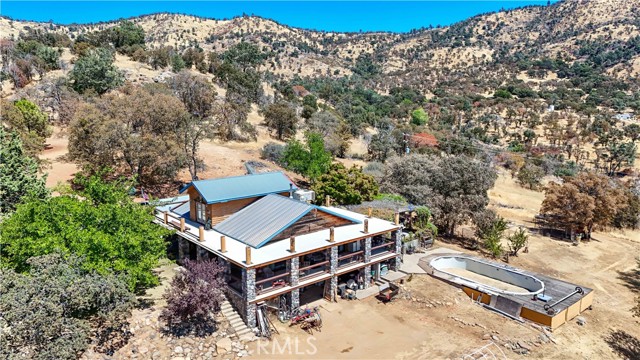 Detail Gallery Image 3 of 75 For 3013 Trower Rd, Catheys Valley,  CA 95306 - 3 Beds | 2 Baths
