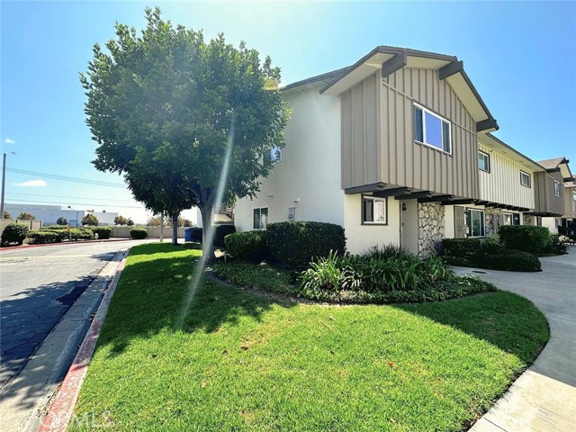 Front Image Thumbnail for CROC26016848