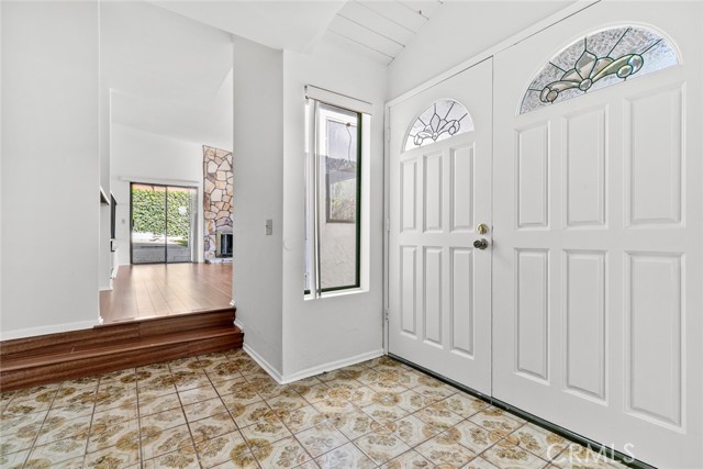 Detail Gallery Image 3 of 66 For 1321 Greenbriar, Glendale,  CA 91207 - 4 Beds | 3/1 Baths