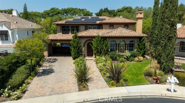 6 Marble Creek Lane, Coto de Caza CA: https://media.crmls.org/medias/b89c8947-d46e-48ea-b8c1-0983d85f6b63.jpg