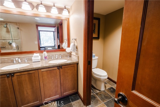 Detail Gallery Image 31 of 37 For 400 Resort Rd #834/836,  Unincorporated,  CA 96146 - 3 Beds | 3/1 Baths