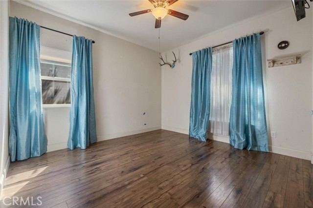 1708 Bandon Court, Oakdale CA: https://media.crmls.org/medias/b89d5763-24ff-450d-9df5-24bfd6079bf8.jpg