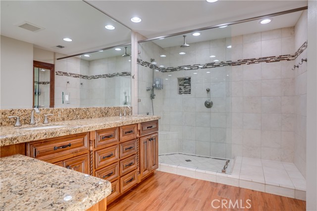 5660 Via San Jacinto, Riverside CA: https://media.crmls.org/medias/b89eca51-d0d6-48fe-9ec8-48c9df13fd62.jpg
