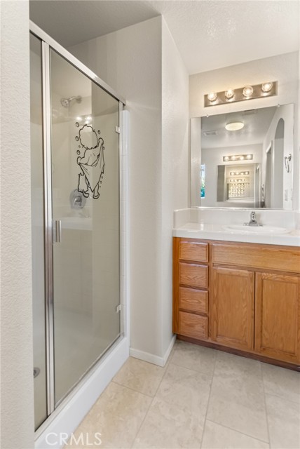 2052 W Solis Street, Merced CA: https://media.crmls.org/medias/b8a06c11-3175-4558-b31e-5c6df08503d1.jpg