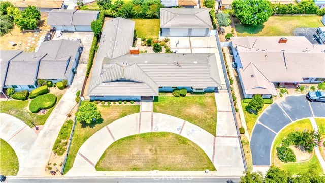 2837 E Mesa Drive, West Covina CA: https://media.crmls.org/medias/b8a09969-1712-4fc3-8a93-0ccac5a71374.jpg