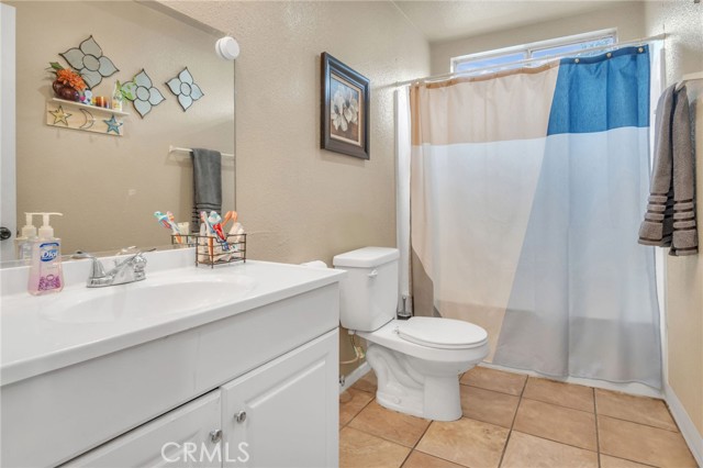 Detail Gallery Image 27 of 37 For 1925 Glenoaks Blvd Unit #100, San Fernando,  CA 91340 - 3 Beds | 2/1 Baths