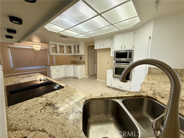 14705 Mandan Road, Apple Valley CA: https://media.crmls.org/medias/b8a1fb31-6477-4aee-889d-12c6471ac9f1.jpg