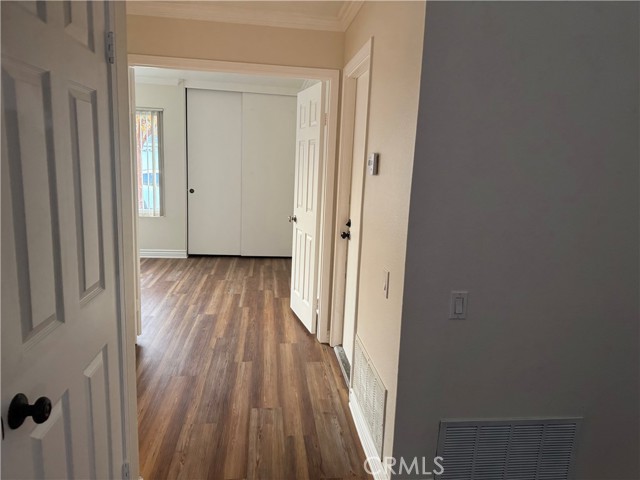 Detail Gallery Image 17 of 23 For 18 Woodsorrel, Irvine,  CA 92604 - 4 Beds | 3 Baths