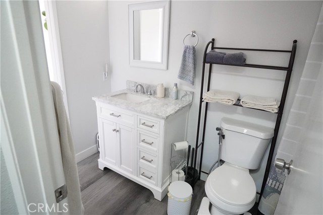 Detail Gallery Image 9 of 25 For 1978 E 5th, Ontario,  CA 91764 - 2 Beds | 1/1 Baths