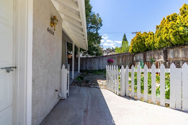 Detail Gallery Image 15 of 32 For 6628 Ivins Dr, Frazier Park,  CA 93225 - 3 Beds | 2 Baths