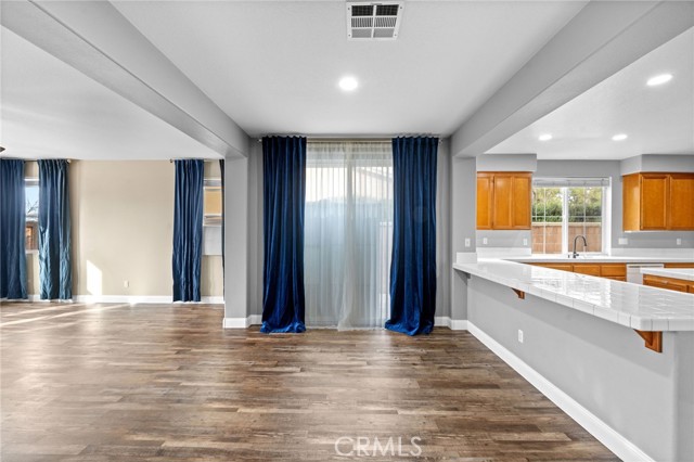 1829 Overland Court, Hemet CA: https://media.crmls.org/medias/b8a5771a-c903-44ef-8600-4b7758e150cd.jpg