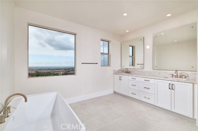 Detail Gallery Image 43 of 52 For 103 Oakstone, Irvine,  CA 92618 - 4 Beds | 3 Baths