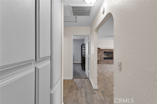 22612 Viento Road, Apple Valley CA: https://media.crmls.org/medias/b8a623dd-1c11-4c10-b582-207d994791c1.jpg