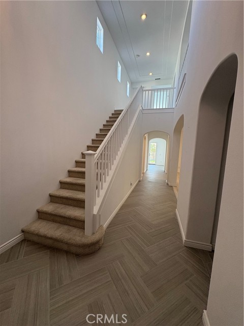 Detail Gallery Image 2 of 27 For 1324 S Swan Loop, Upland,  CA 91784 - 4 Beds | 3 Baths