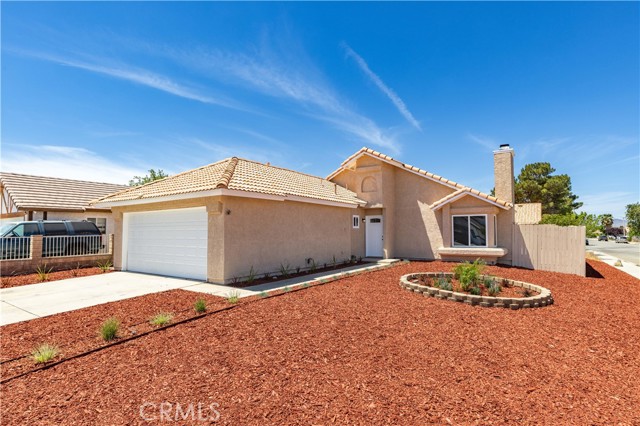 Detail Gallery Image 1 of 10 For 36937 Charter Ct, Palmdale,  CA 93552 - 3 Beds | 2 Baths