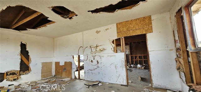 Detail Gallery Image 9 of 34 For 33354 Haynes Rd, Lucerne Valley,  CA 92356 - 4 Beds | 2 Baths